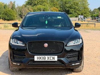 Used Jaguar F-Pace 2018 for sale - 79313796: Photo