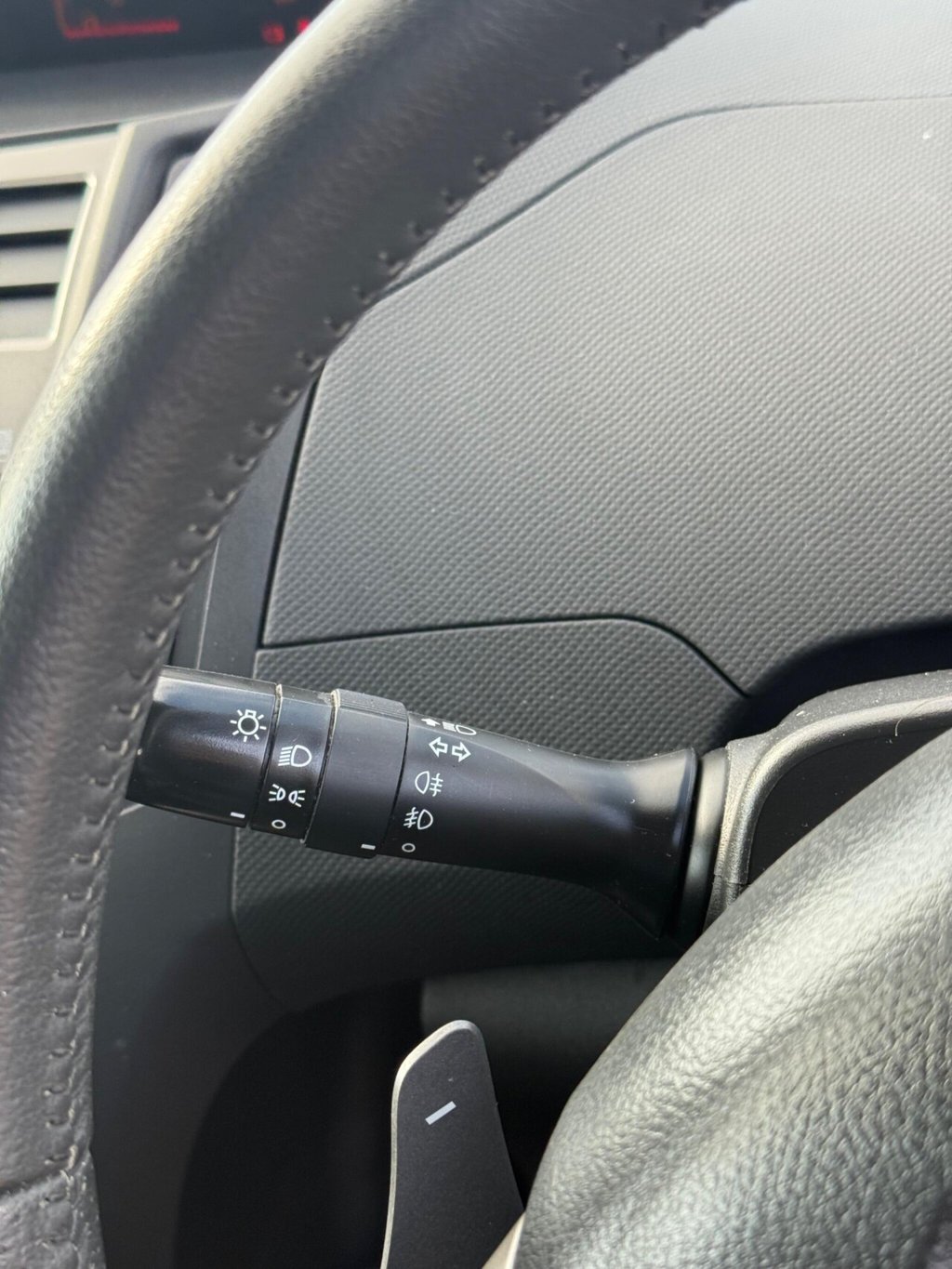 Used Toyota Yaris 2010 for sale - 77507067: Photo 49