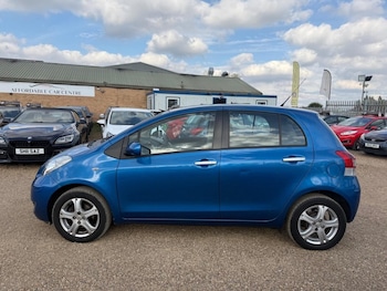 Used Toyota Yaris 2010 for sale - 77507067: Photo