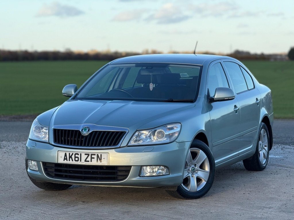 Used Skoda Octavia 2011 for sale - 76459324: Photo 2
