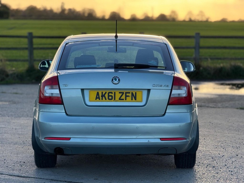 Used Skoda Octavia 2011 for sale - 76459324: Photo 7