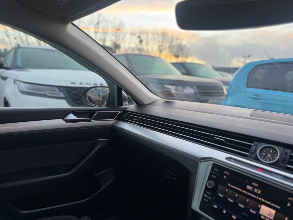 Used Volkswagen Passat 2018 for sale - 77346738: Photo 11