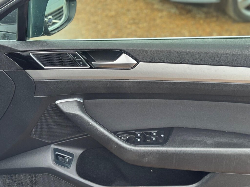 Used Volkswagen Passat 2018 for sale - 77346738: Photo 35