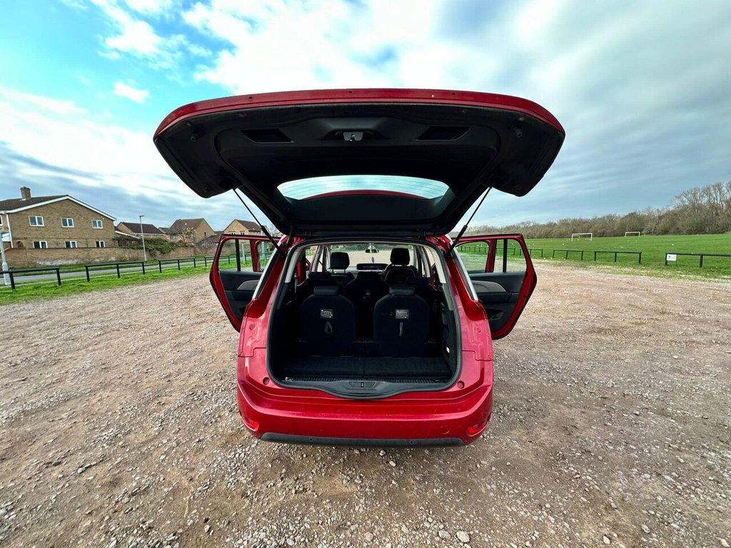 Used Citroen C4 Grand Picasso 2016 for sale - 76962570: Photo 29