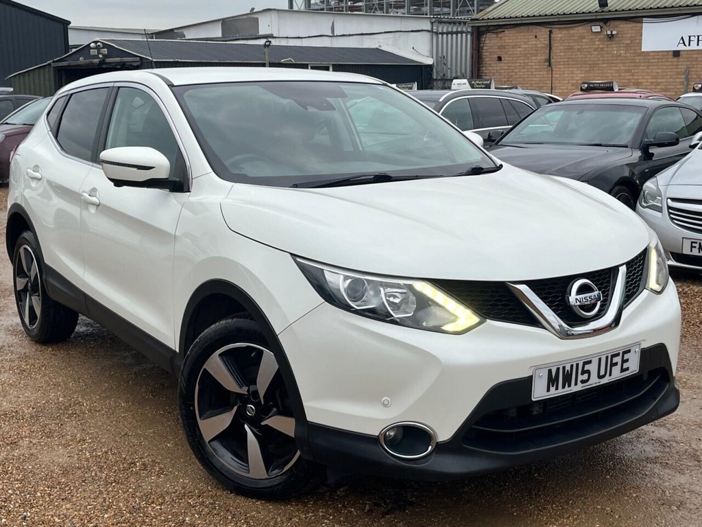 Used Nissan Qashqai 2015 for sale - 77244632: Photo 5