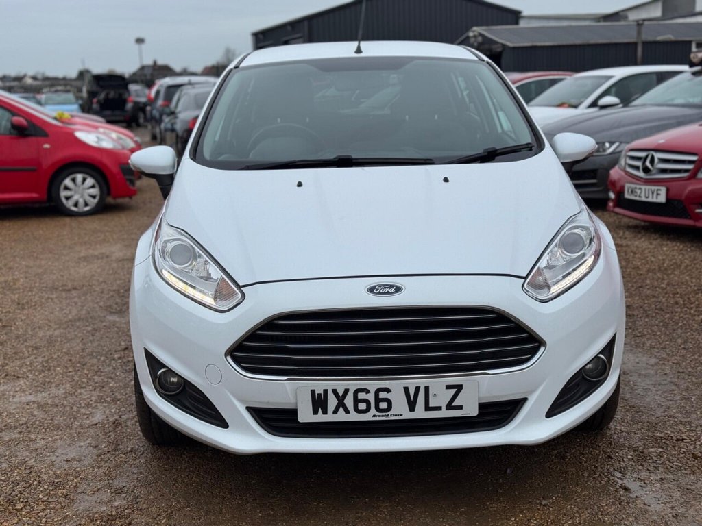 Used Ford Fiesta 2016 for sale - 76973713: Photo 2