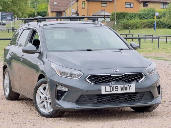 Used Kia Ceed 2019 for sale - 75432852: Photo 1