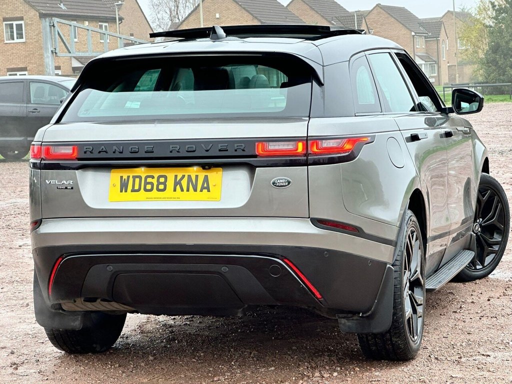 Used Land Rover Range Rover Velar 2018 for sale - 76605109: Photo 10