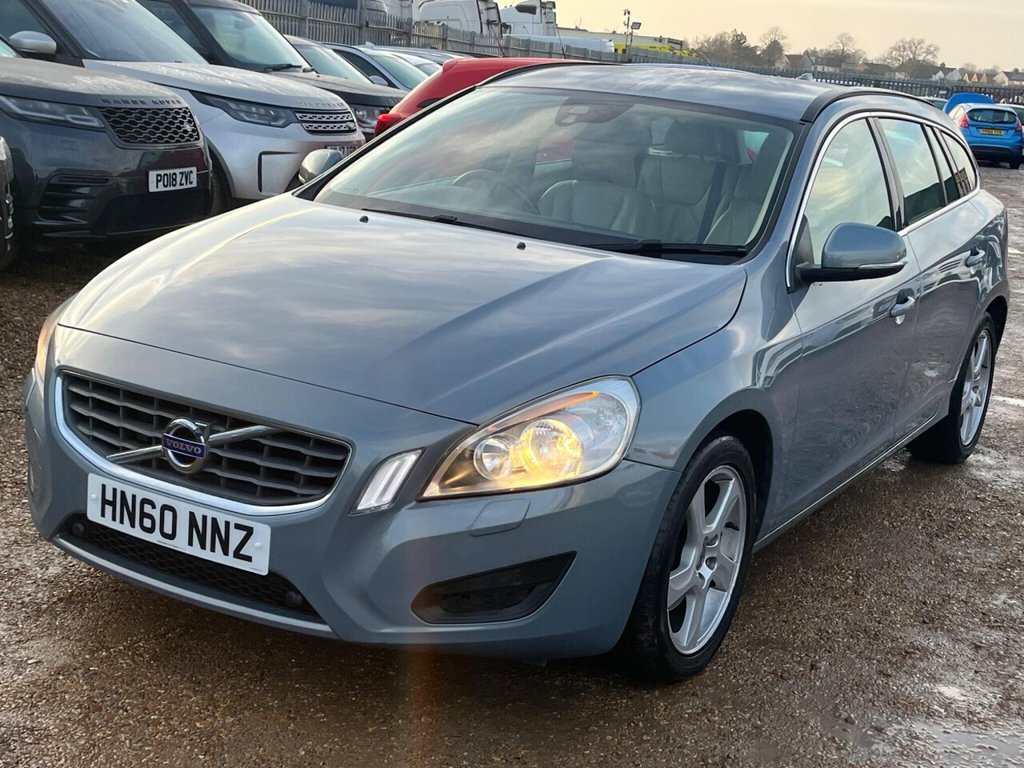 Used Volvo V60 2010 for sale - 77031103: Photo 11