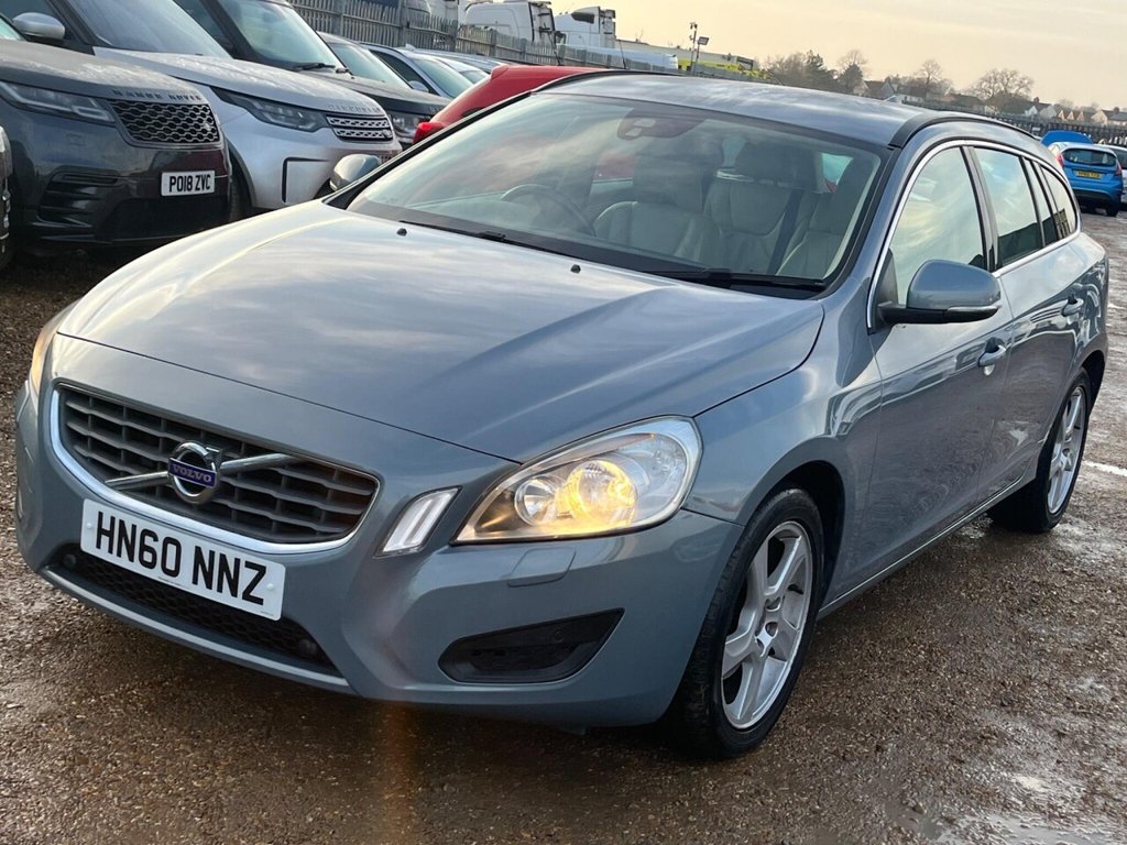 Used Volvo V60 2010 for sale - 77031103: Photo 12