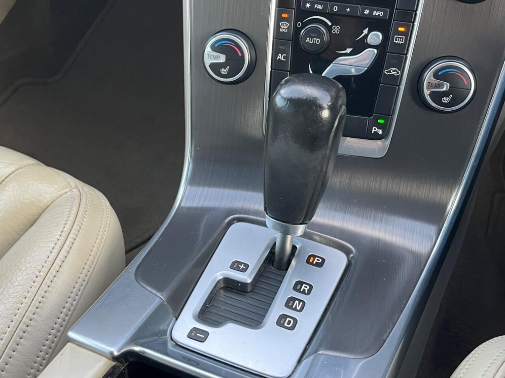 Used Volvo V60 2010 for sale - 77031103: Photo 20