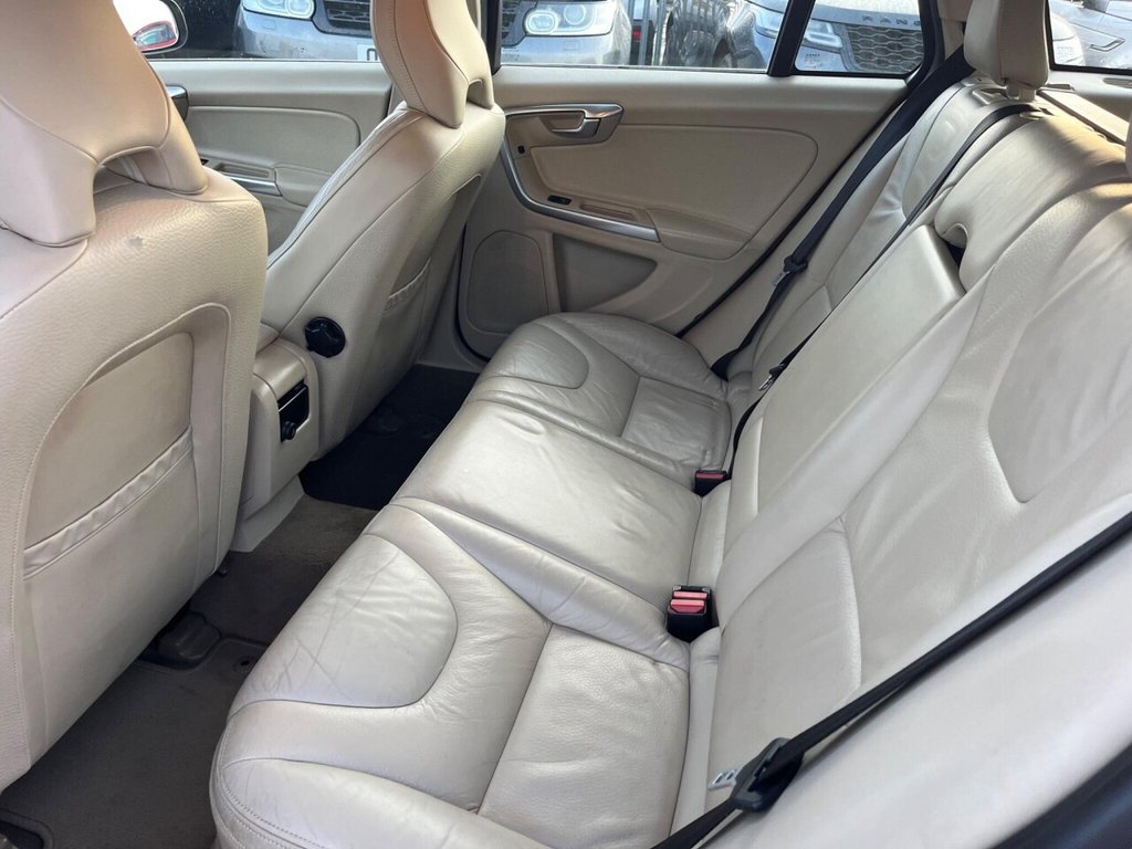 Used Volvo V60 2010 for sale - 77031103: Photo 25