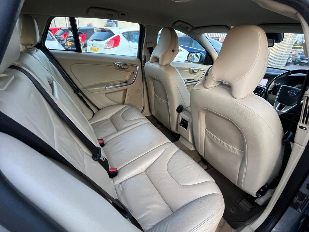 Used Volvo V60 2010 for sale - 77031103: Photo 26