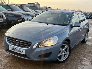 Used Volvo V60 2010 for sale - 77031103: Photo