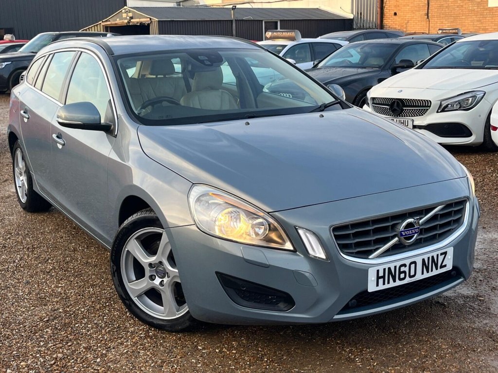 Used Volvo V60 2010 for sale - 77031103: Photo 5