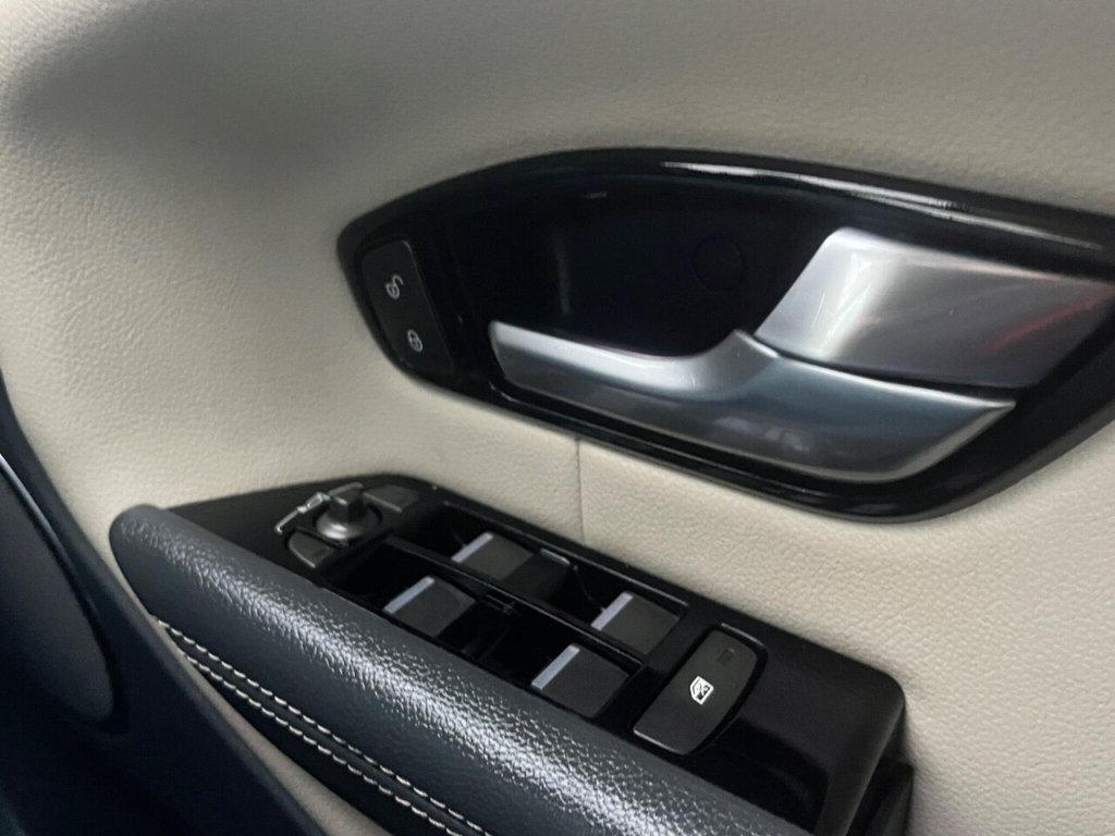 Used Land Rover Range Rover Evoque 2017 for sale - 76698631: Photo 36