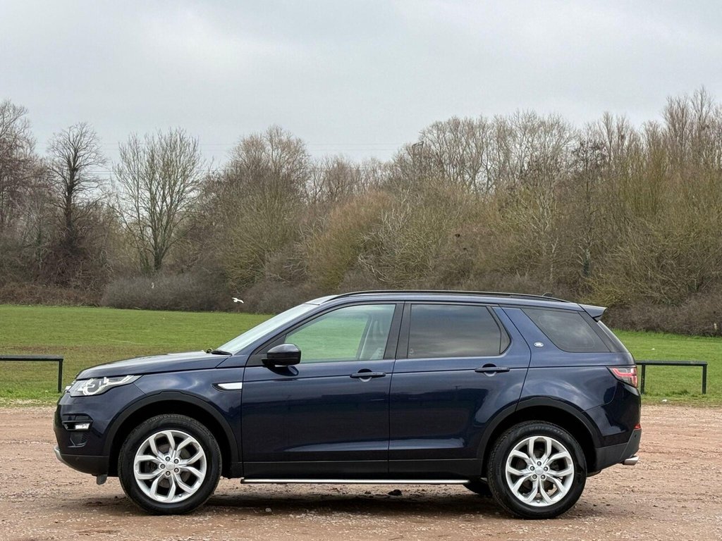 Used Land Rover Discovery Sport 2015 for sale - 77422639: Photo 10