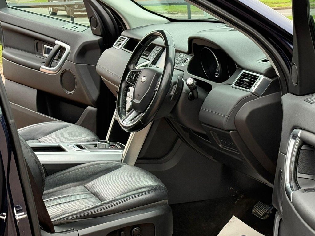 Used Land Rover Discovery Sport 2015 for sale - 77422639: Photo 16