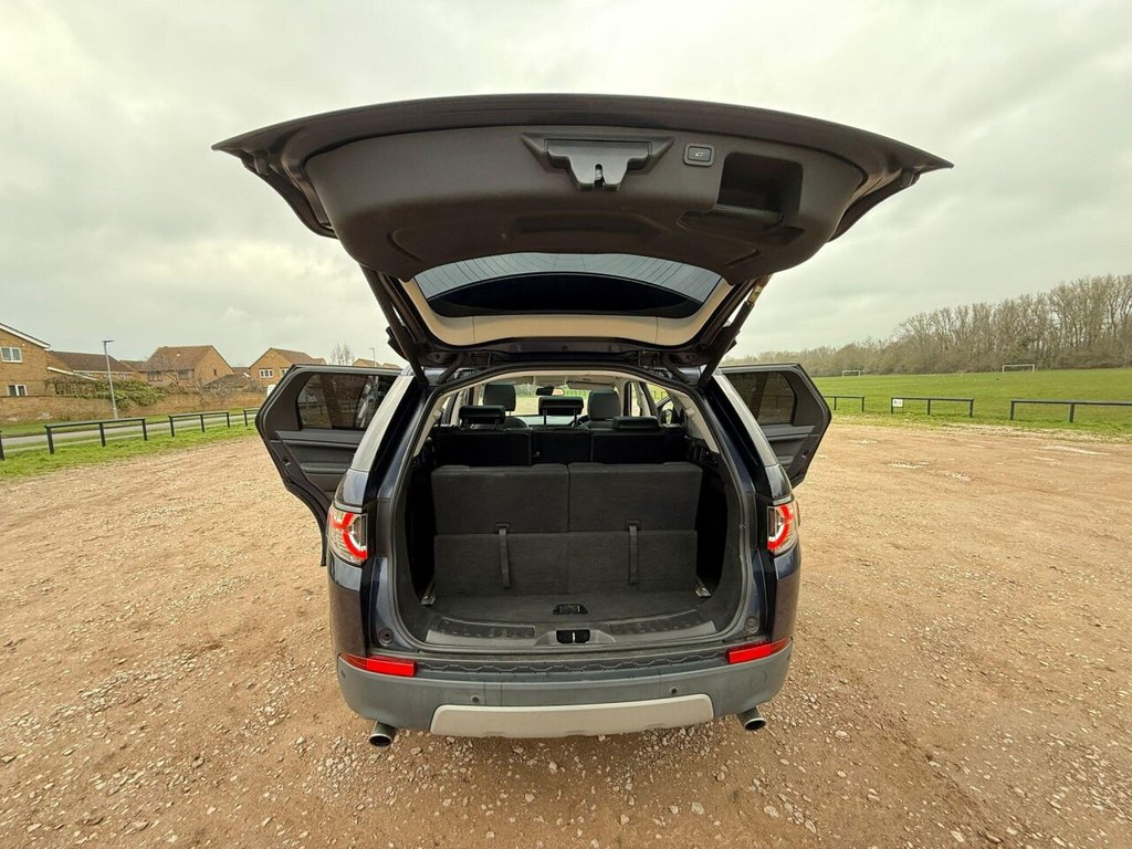 Used Land Rover Discovery Sport 2015 for sale - 77422639: Photo 31