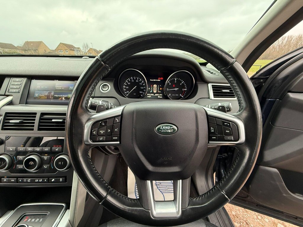 Used Land Rover Discovery Sport 2015 for sale - 77422639: Photo 32