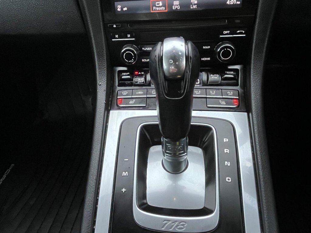 Used Porsche Cayman 2018 for sale - 77452002: Photo 35