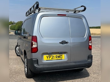 Used Peugeot Partner 2021 for sale - 79261102: Photo