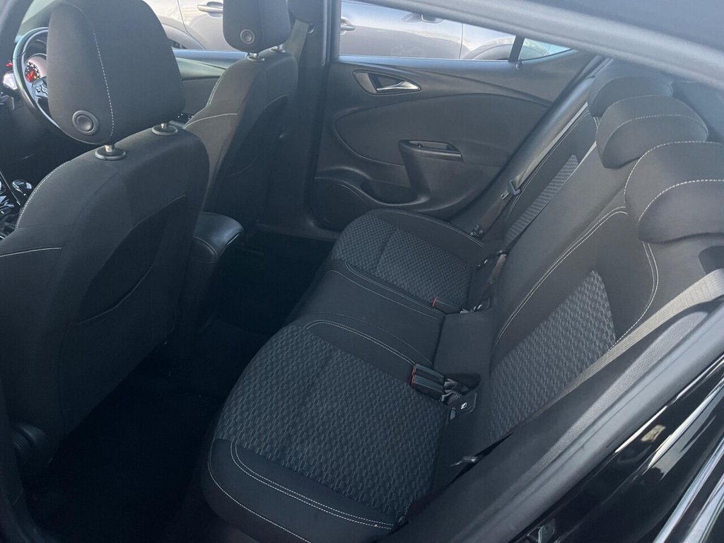 Used Vauxhall Astra 2017 for sale - 76660650: Photo 32