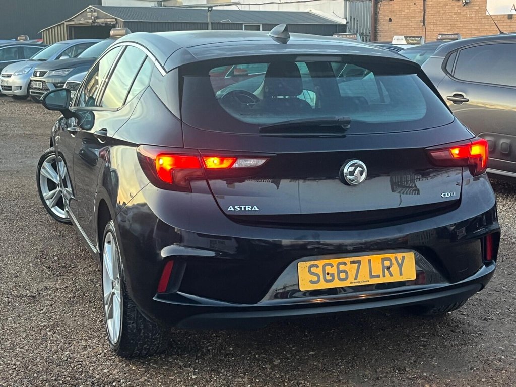 Used Vauxhall Astra 2017 for sale - 76660650: Photo 4
