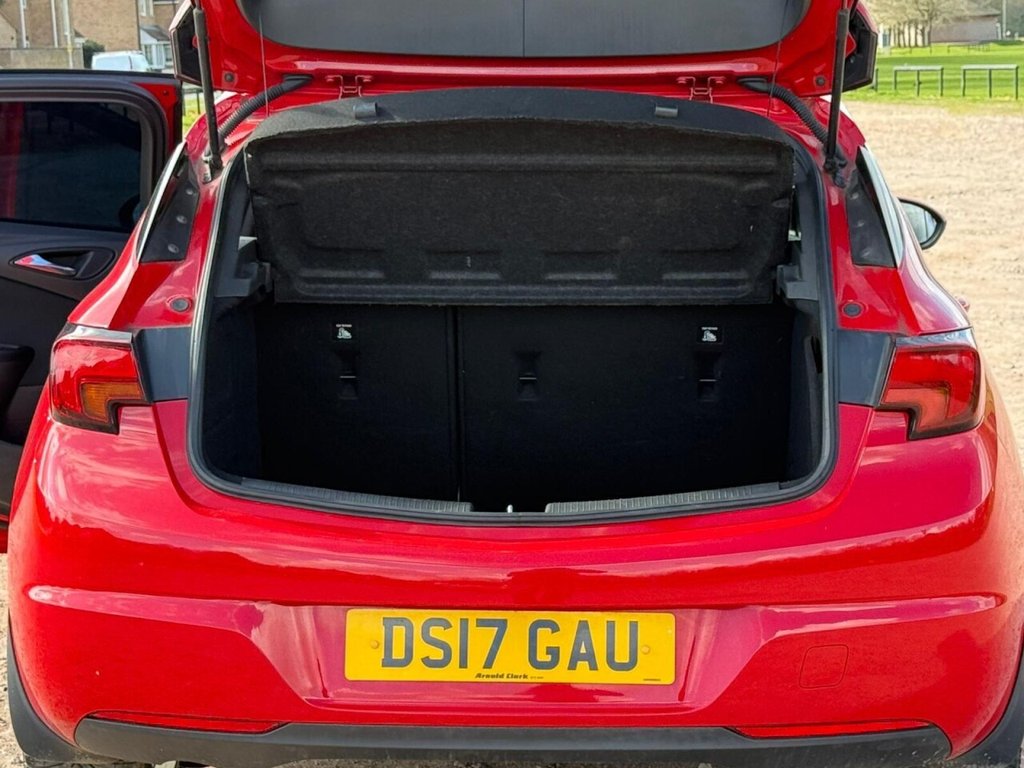 Used Vauxhall Astra 2017 for sale - 78110972: Photo 32