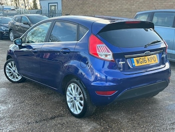 Used Ford Fiesta 2016 for sale - 78232780: Photo