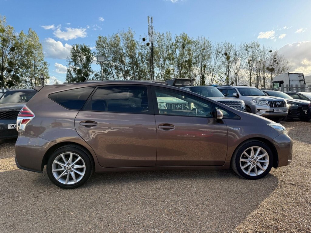 Used Toyota Prius+ 2019 for sale - 75721765: Photo 10