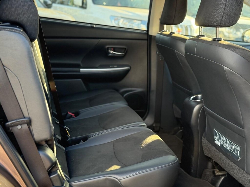 Used Toyota Prius+ 2019 for sale - 75721765: Photo 22