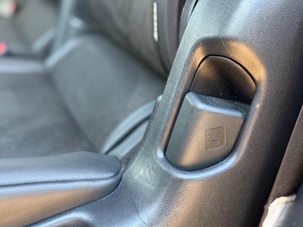 Used Toyota Prius+ 2019 for sale - 75721765: Photo 24