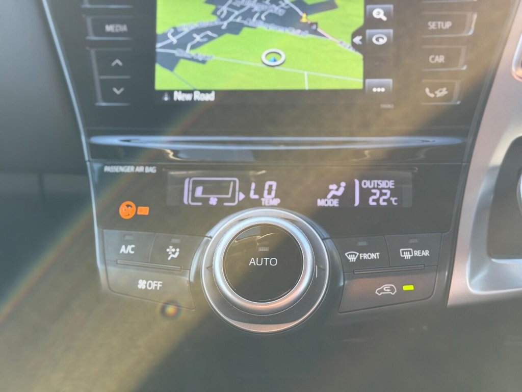 Used Toyota Prius+ 2019 for sale - 75721765: Photo 37