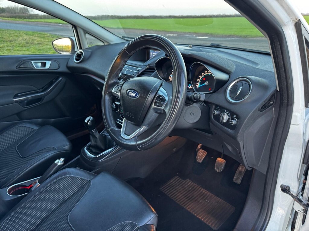 Used Ford Fiesta 2013 for sale - 77014450: Photo 33