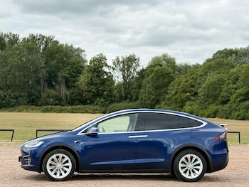 Used Tesla Model X 2020 for sale - 75136292: Photo