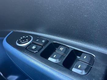 Used Hyundai i10 2015 for sale - 77891014: Photo