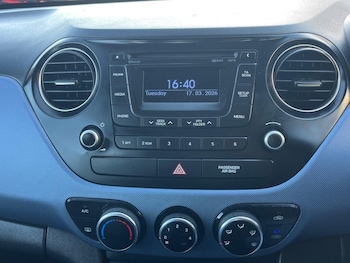 Used Hyundai i10 2015 for sale - 77891014: Photo