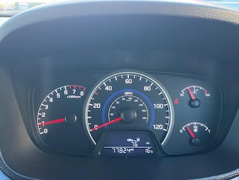 Used Hyundai i10 2015 for sale - 77891014: Photo