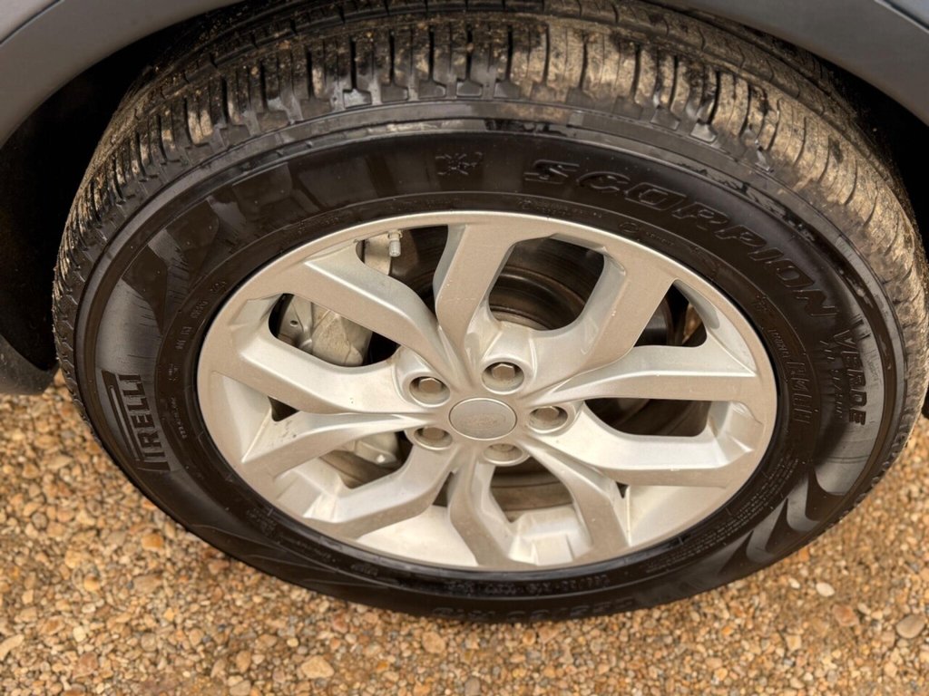 Used Land Rover Discovery 2019 for sale - 76623327: Photo 42