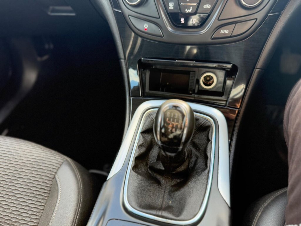 Used Vauxhall Insignia 2017 for sale - 76185003: Photo 36