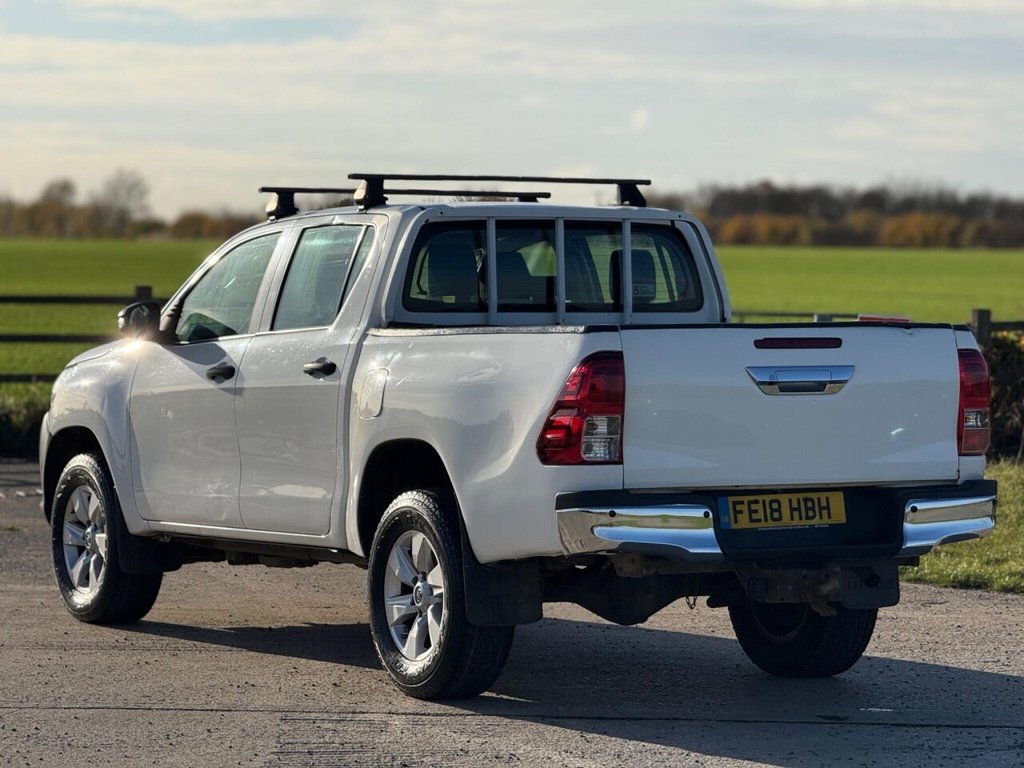 Used Toyota Hilux 2018 for sale - 76481975: Photo 13