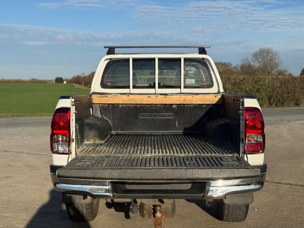 Used Toyota Hilux 2018 for sale - 76481975: Photo 16
