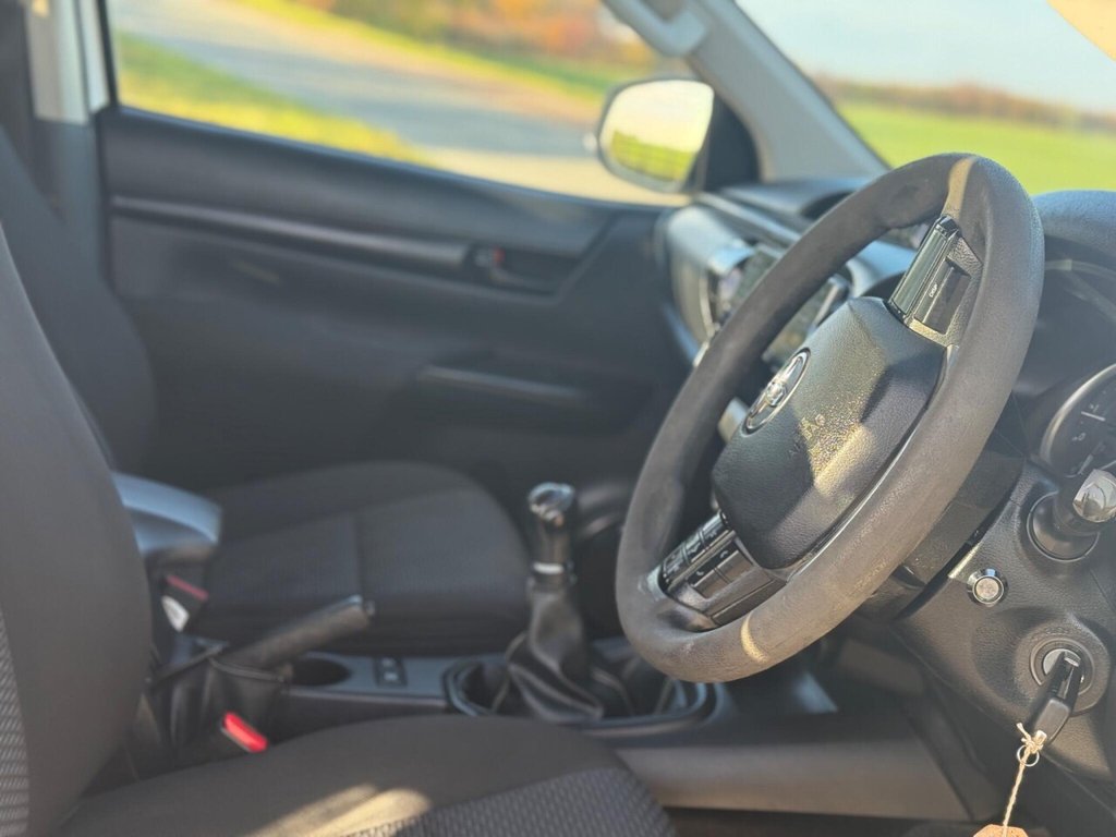 Used Toyota Hilux 2018 for sale - 76481975: Photo 22