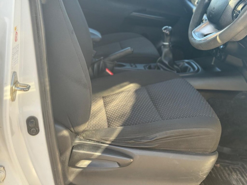 Used Toyota Hilux 2018 for sale - 76481975: Photo 23