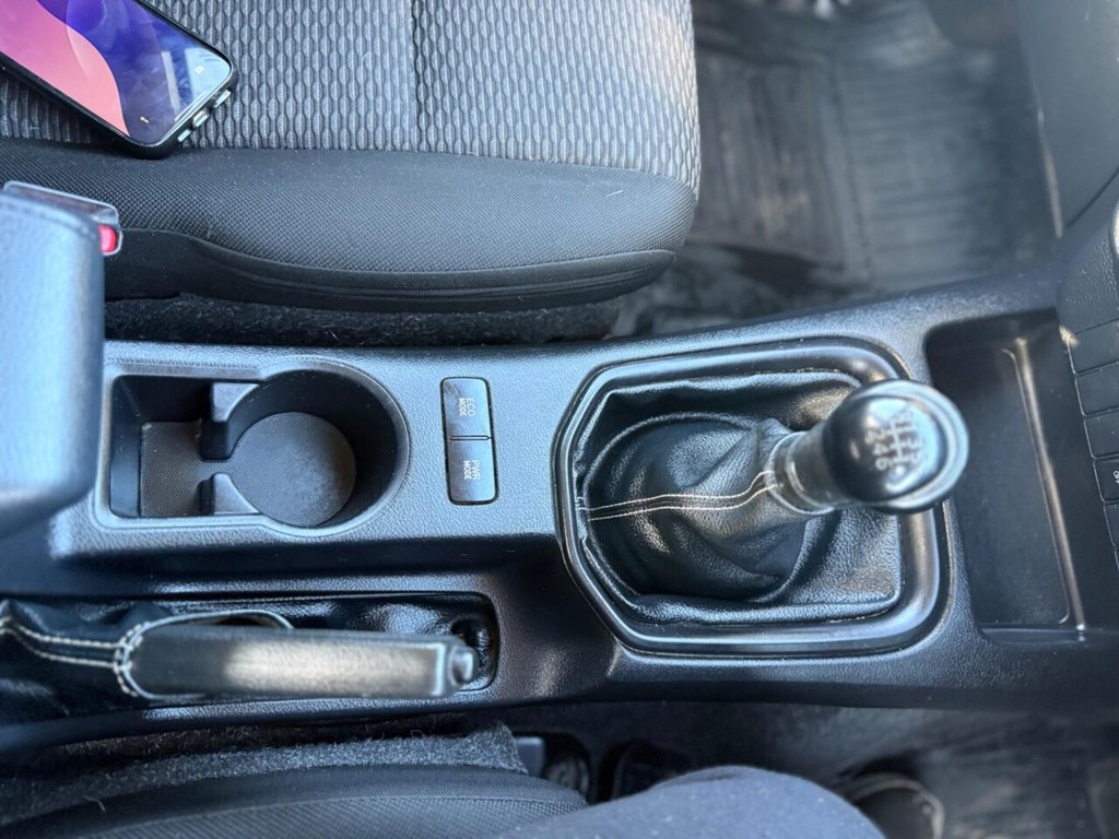 Used Toyota Hilux 2018 for sale - 76481975: Photo 47