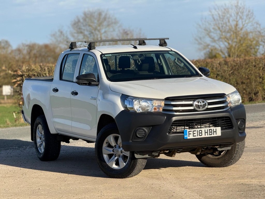Used Toyota Hilux 2018 for sale - 76481975: Photo 5