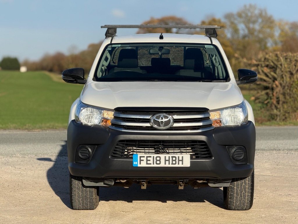 Used Toyota Hilux 2018 for sale - 76481975: Photo 8