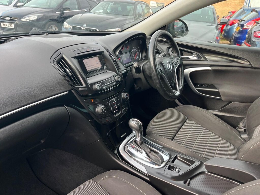 Used Vauxhall Insignia 2015 for sale - 76386632: Photo 17
