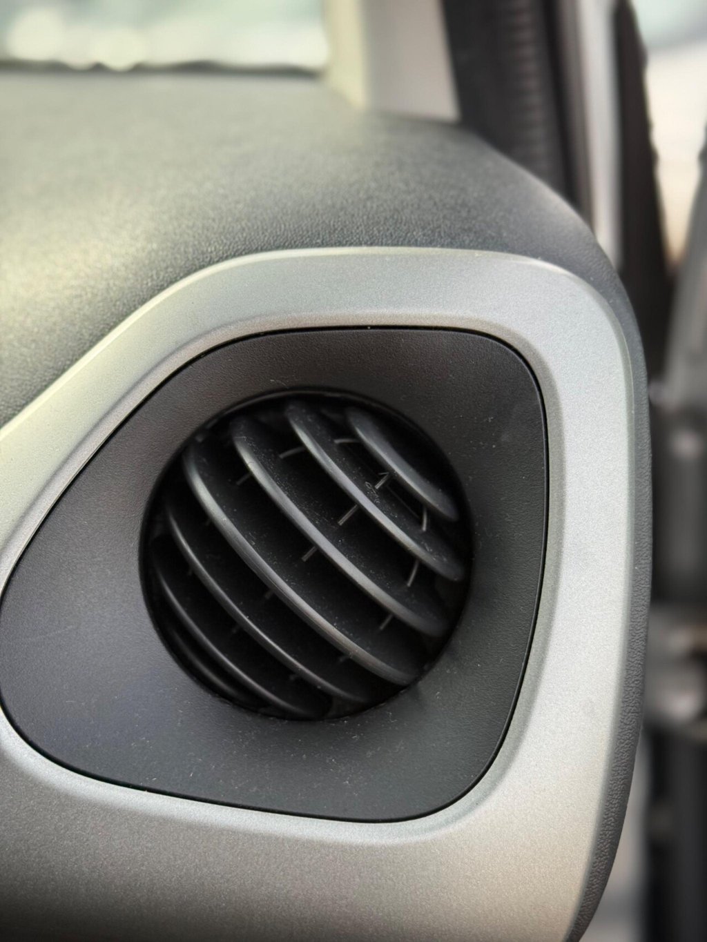 Used Citroen C1 2015 for sale - 77100972: Photo 36